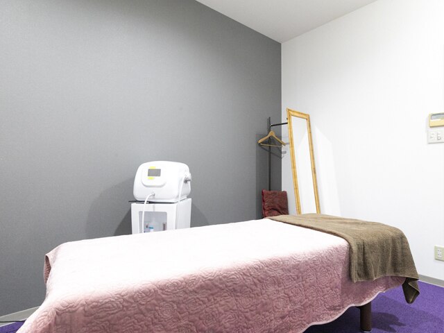 サロンドクイーン バイ インドアサイクリングスペース(SALON DO QUEEN