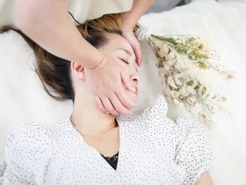 ブーケ(Bouquet)の写真/当店人気NO.１！コルギで小顔実感♪水素ピーリングやドライヘッドスパなどを合わせたクーポンも大人気★