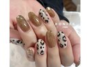 ヒョウ柄ニュアンスネイル