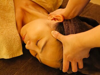 ヴォンリュクス(Von Luxe)の写真/この秋スタートしよう毛穴ケア！ヘッドマッサージ付き◎汗・皮脂詰まりをケアし、疲れた肌を癒します★