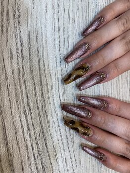 エスフィーネイルサロン ブリーユ(Esfy nailsalon Brille)/マグネットレオパード