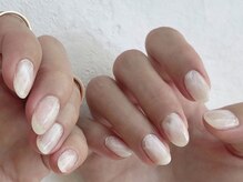 ヴィヴィアン ネイル(Vivian nail)/ニュアンス　逆フレンチネイル