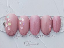 ネイルズシャインクイーンズ(nail's Shine Queen's)/上品トレンドアート