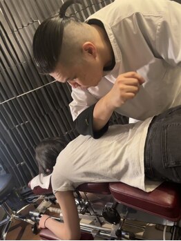 渋谷宇田川町カイロプラクティックの写真/一対一の完全個室でゴッドハンドの手技を¥6000で味わえる！あなたのカイロの常識が覆るカモ！！