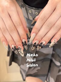 長さだし　ヒョウ柄　フレンチ