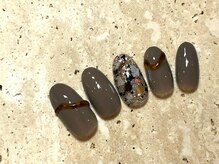 ネイルアンドアイラッシュサロン ミッタ(Mitta)/￥8000-