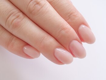 グレースレディの写真/深爪でも美しいネイルを実現。長さ出しとフィルインで長持ち仕上げ。他店との違いをぜひお確かめください♪