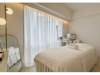 サロンブランシュ(salon BLANCHE)/駅から徒歩1分♪