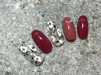 ネイルアンドアイラッシュサロン ミッタ(Mitta)/¥8600-