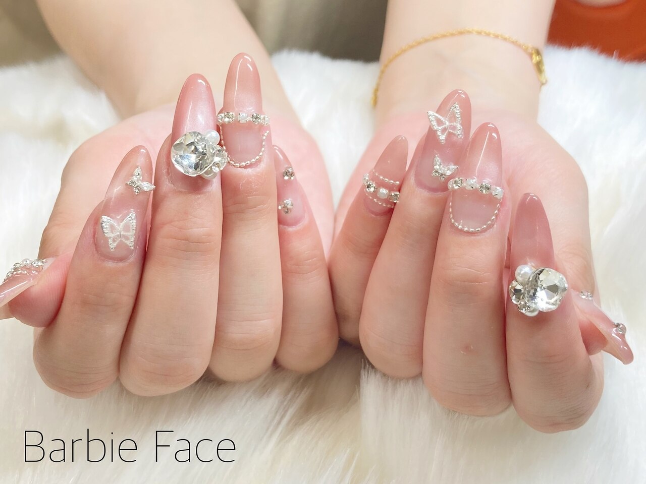 ピンクブルーワンホンニュアンスネイル オーロラ 韓国 ビジュー ハート