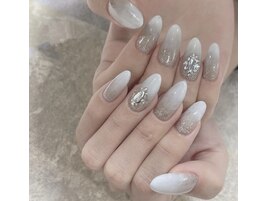 ホワイトグラデーション