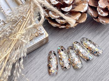 ネイルサロン&スクール ジーナ(GINA)/ゴールドラメネイル