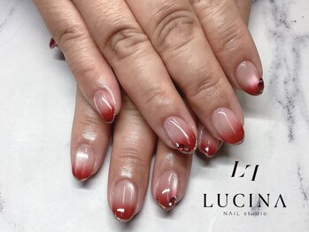 ネイルスタジオ ルキナ(LUCINA)/H-629ワンホンマググラデネイル