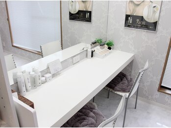 エステティック ジュビラン/メイクスペース