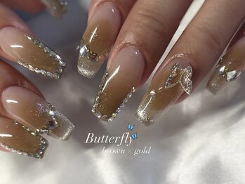 ピッキー(Picky)/蝶々ネイル