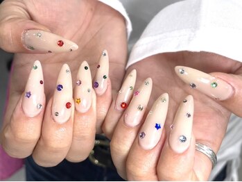 クレオ(Cleo)の写真/<名古屋駅>長さ・フォルムにこだわり、唯一無二のネイルを叶えます♪爪の表面を削らない長さだしが人気*