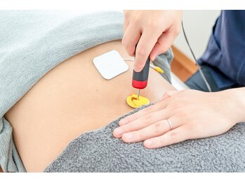 南区本院 平川接骨院 針灸治療院/ハイボルト施術