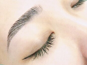 ミニョンアイラッシュデザインサロン 北花田店/毛流れ綺麗【BrowLift美眉矯正】