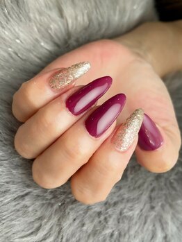 マーベラス ネイル デザイン(Marvelous Nail Design)の写真/《フィルイン対応》ワンカラーの美しさにこだわりあり！何度でも通いたくなる女性らしい美しい指先を演出♪