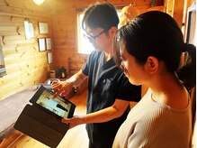 メリッサ接骨 整体院の雰囲気（写真をお撮りし、原因となり得る部分を最初にお伝えしています。）