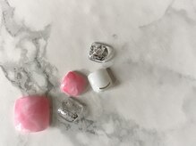 ハーズ(HERS)/FOOT シンプルアート