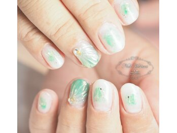 ジュジュ(Juju)/夏のニュアンスネイル