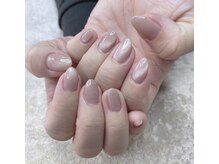 オン(On)/マグネットネイル