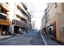アイビー 船橋北口店(IVY)/写真の左の建物です。