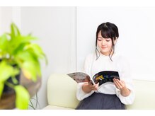 やけの鍼灸整骨院/待合室