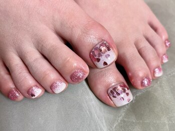 イデアルネイル(ideal nail)の写真/《付替えオフ無料》で毎月通いやすい！お出かけが楽しくなるサンダル映えする足元へ♪持ち込み歓迎◎