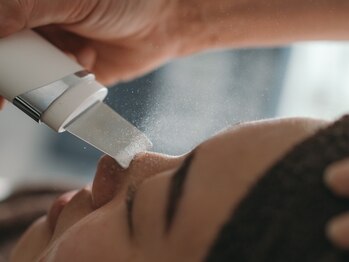 アイレ 桑名(aire)の写真/毛穴ケアに特化したメニューをご用意♪水による超音波のスクライバーで、毛穴の細部まで洗浄！