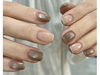 派手すぎないカラーでお洒落に♪