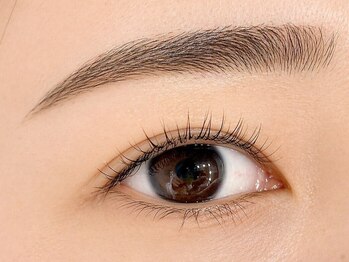 リコアイラッシュ(Lico eyelash)の写真/眉毛のことならお任せ！誰でも理想的な美眉が手に入る！まつパやまつエクと組み合わせることで一気に垢抜け