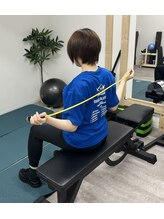 ヘラクレス (HERAKLES)/女性向け筋トレ指導中の風景！