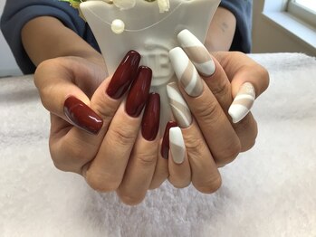 イリスネイル(IRIS NAIL)/