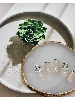 ネイル バズ(NAIL BUZZ)/初回ソフトジェルオフ込15000円