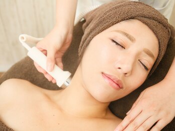 シェミー(CHEZ MEE)/超音波(血流促進)×EMS(表情筋)