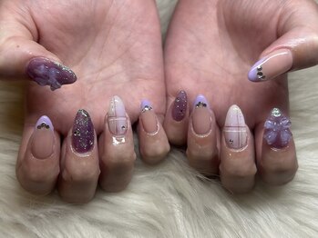 カットアンドスタイル クラウン(Cut & Style Clown)/ジェル/スカルプ/ネイル/横浜