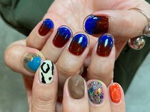 カーティシーネイルズ(curtisii NAILS)