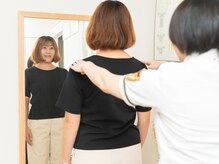 カイロプラクティック カーブ/姿勢/肩こり/腰痛/肩甲骨