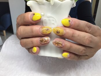 イリスネイル(IRIS NAIL)/
