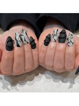 ビューティマーケット アングゥ(BEAUTY MARKET ungu)/マット×モノトーン