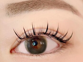 マウロア 西宮北口(Mauloa)の写真/【目の形にあったデザインが豊富】すっぴんでも可愛美人が叶う◆下がりまつ毛もリフトアップ技術で満足度◎