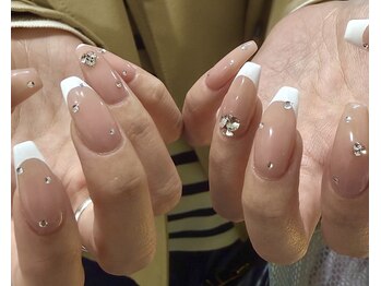 エー(A’)/《SHIORI》春.*フレンチネイル