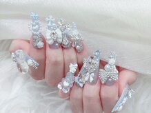 Mochi Mochi Nail Salon【長さだし/スカルプ/持ち込み/つけ放題/マグネット】の雰囲気（豊富なパーツ＆カラーで理想のロングネイルに【新宿/長さ出し]）