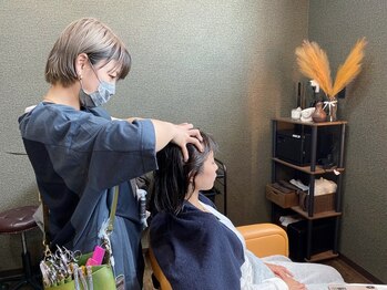 アスティ(ASTY)の写真/好きな香りが選べる空間で心身を解きほぐす。ヘッドスパも受けられるサロンで極上の癒やしを。