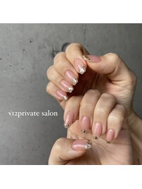 ガラスフレンチネイル