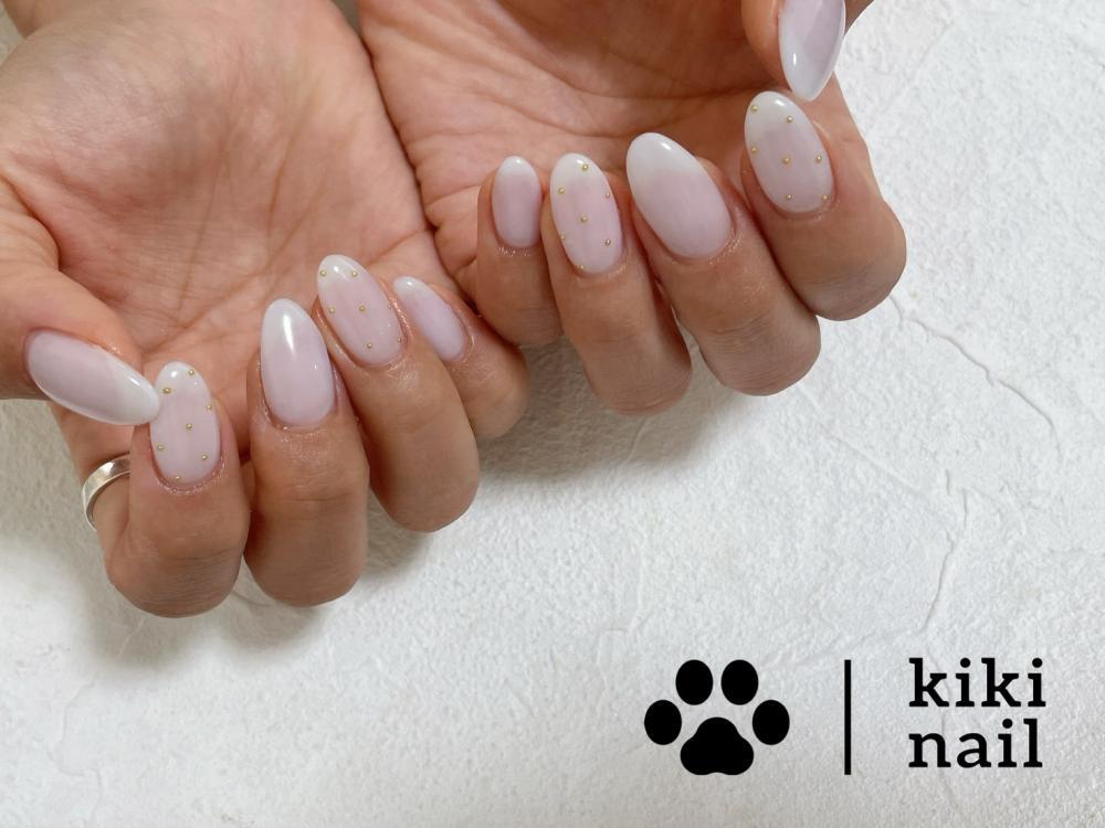 2026年冬トレンド】ホワイト ワンカラー ハンドのネイルデザイン集