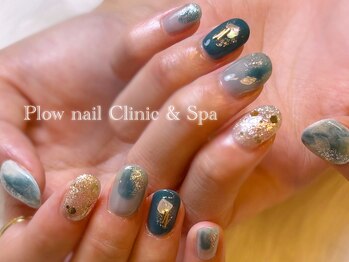 プラウネイル(Plow Nail)/カラーチェンジで違う印象に！