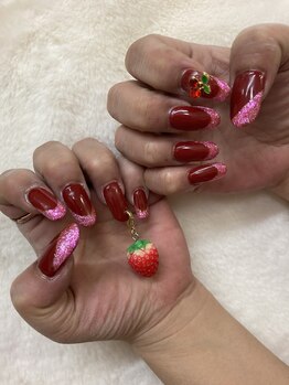 爪ゃ/ゆらゆらいちごちゃん爪